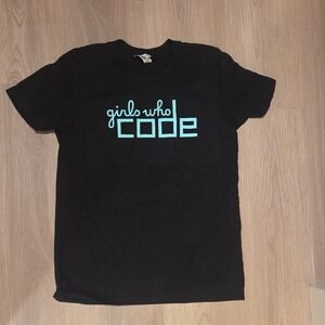 Black 'Girls Who Code' T-Shirt
